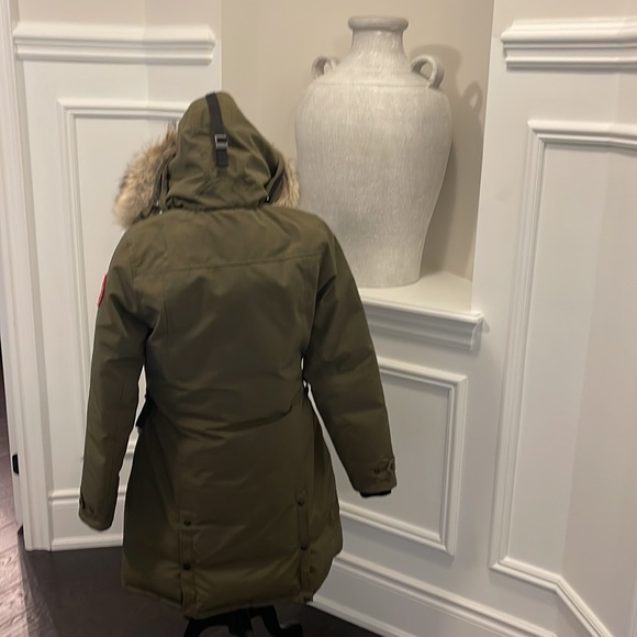 Canada Goose Kensington Model Parka - Picture 9 of 14